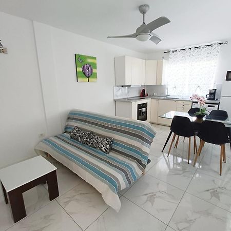 Beautiful Apartment With Pool And Wifi Коста-дель-Силенцио Экстерьер фото